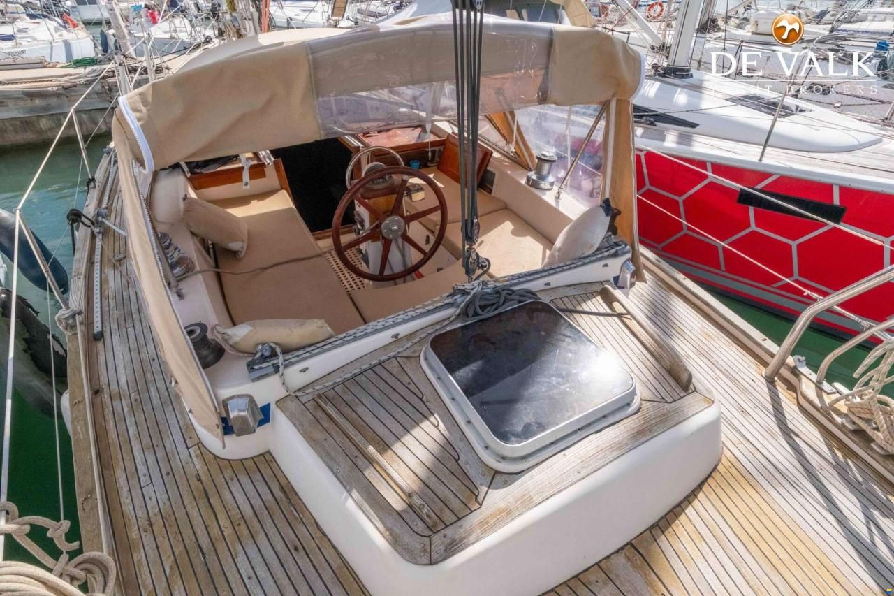 Hallberg-Rassy 38