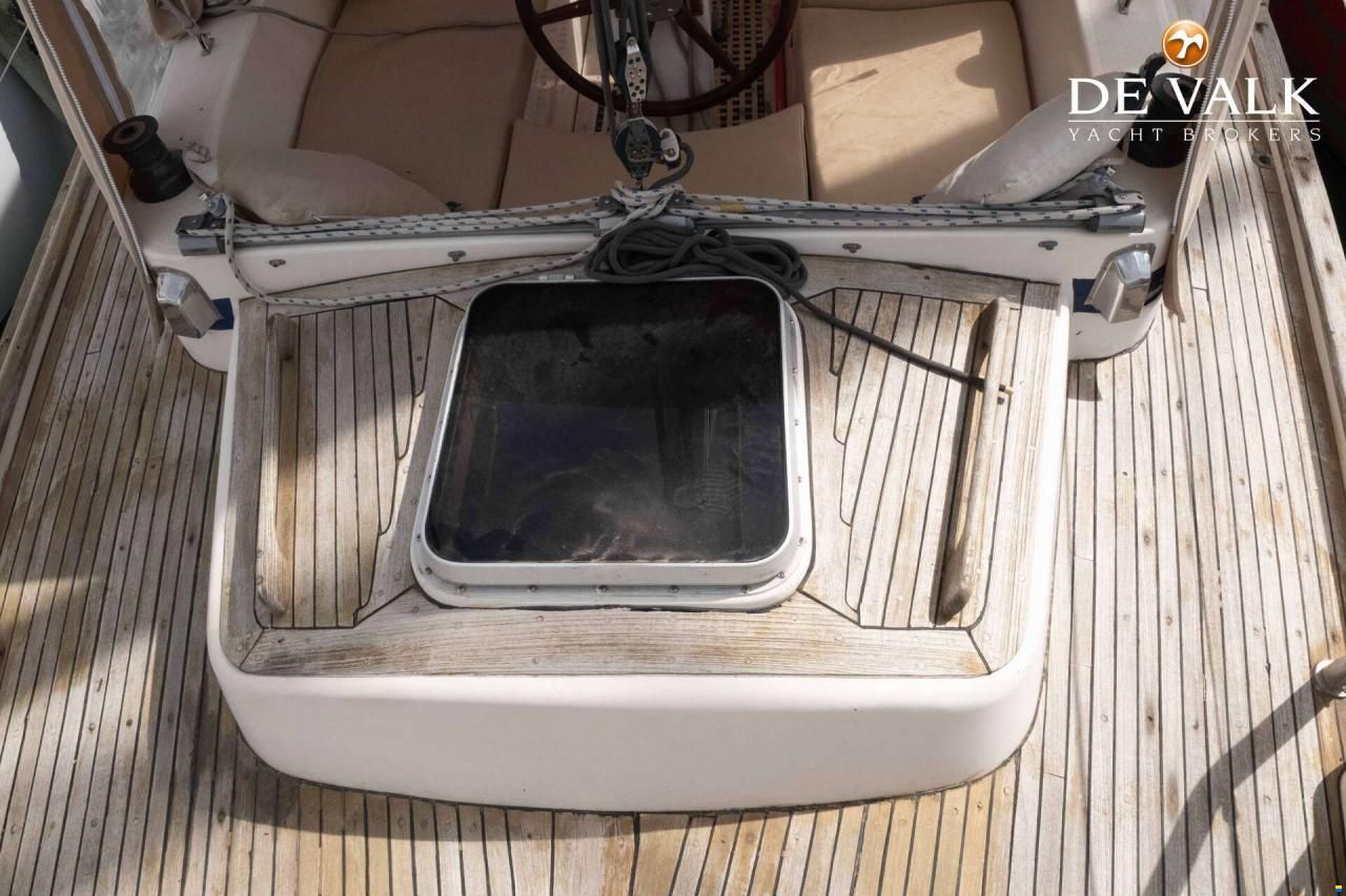 Hallberg-Rassy 38