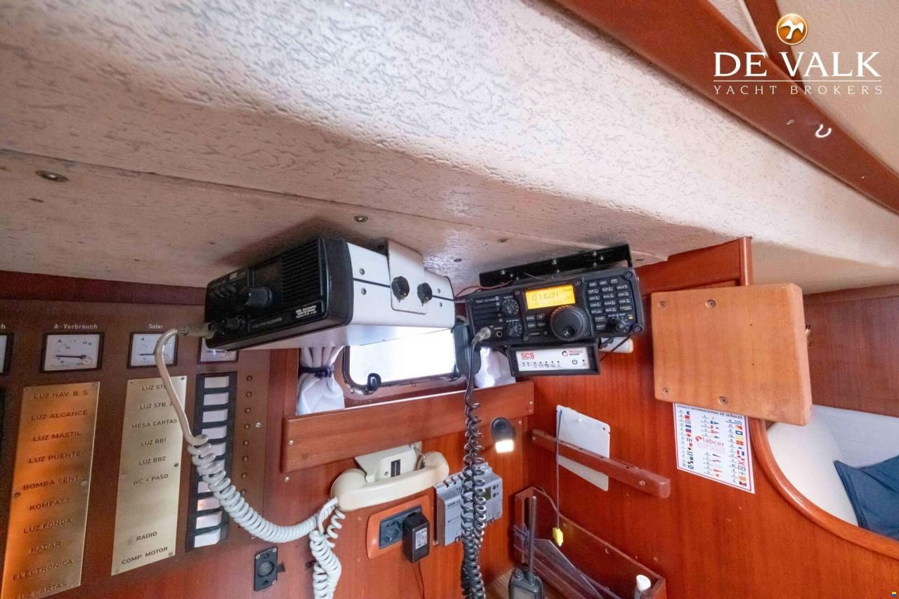 Hallberg-Rassy 38
