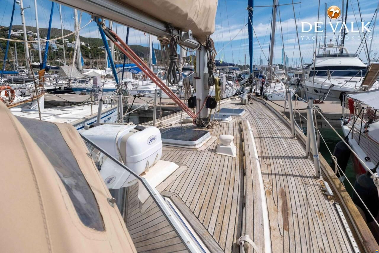 Hallberg-Rassy 38