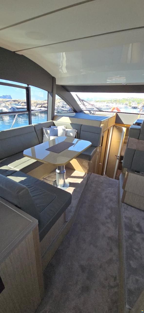Sealine F 430