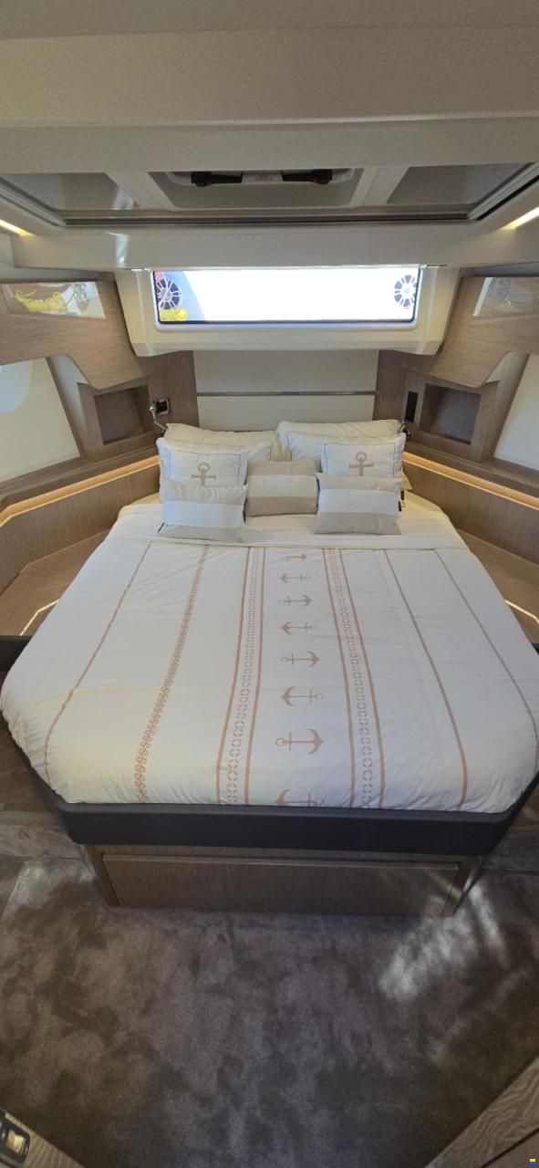 Sealine F 430