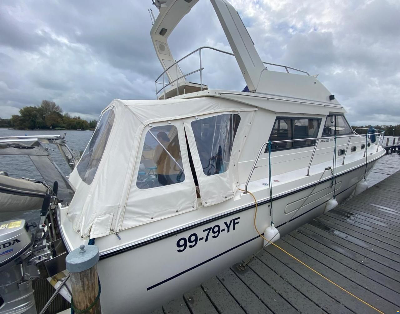 Princess 385 Fly