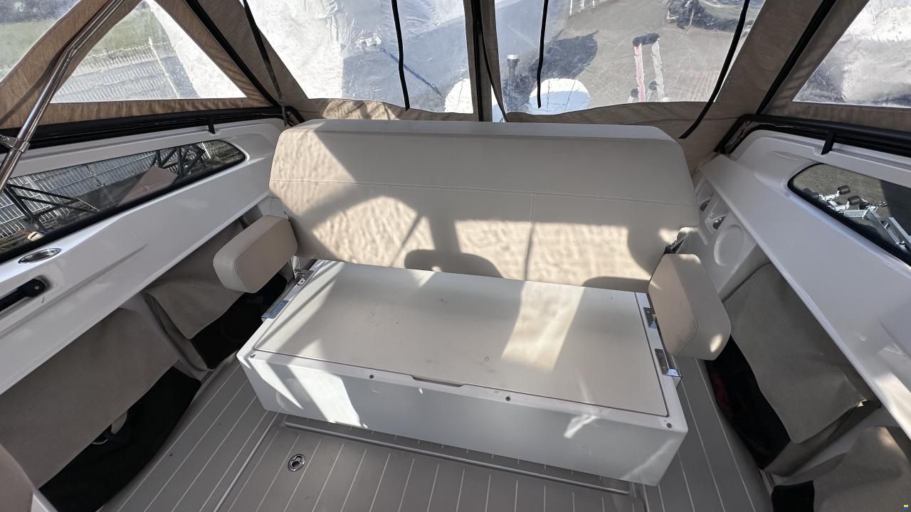 XO Boats - 270 Cruiser