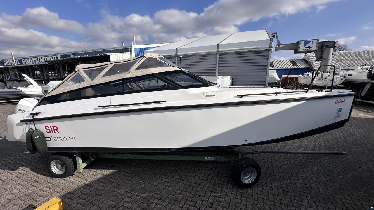 XO Boats - 270 Cruiser