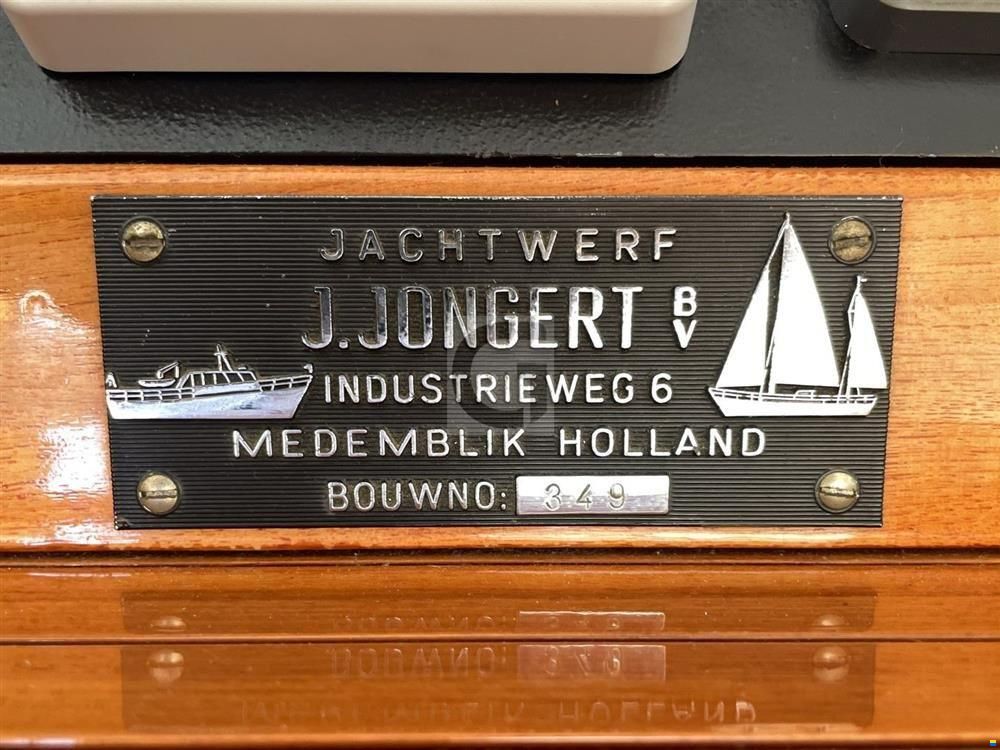 Jongert 2000S