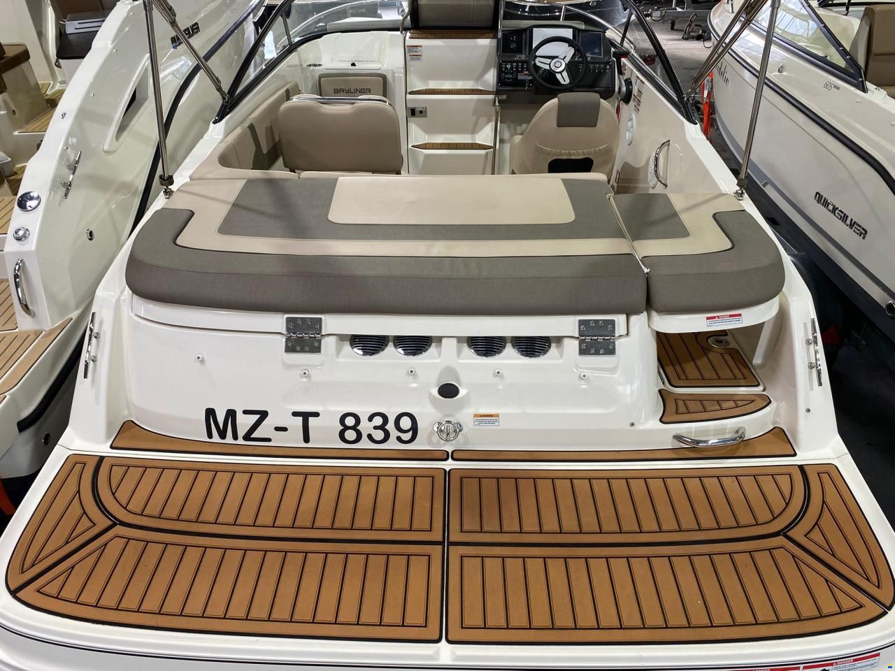 Bayliner VR5C