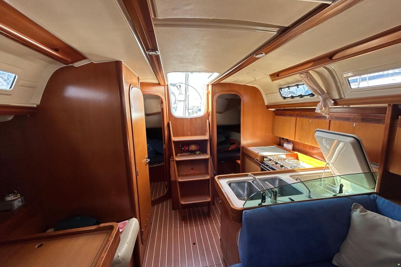 Dufour 40 Performance