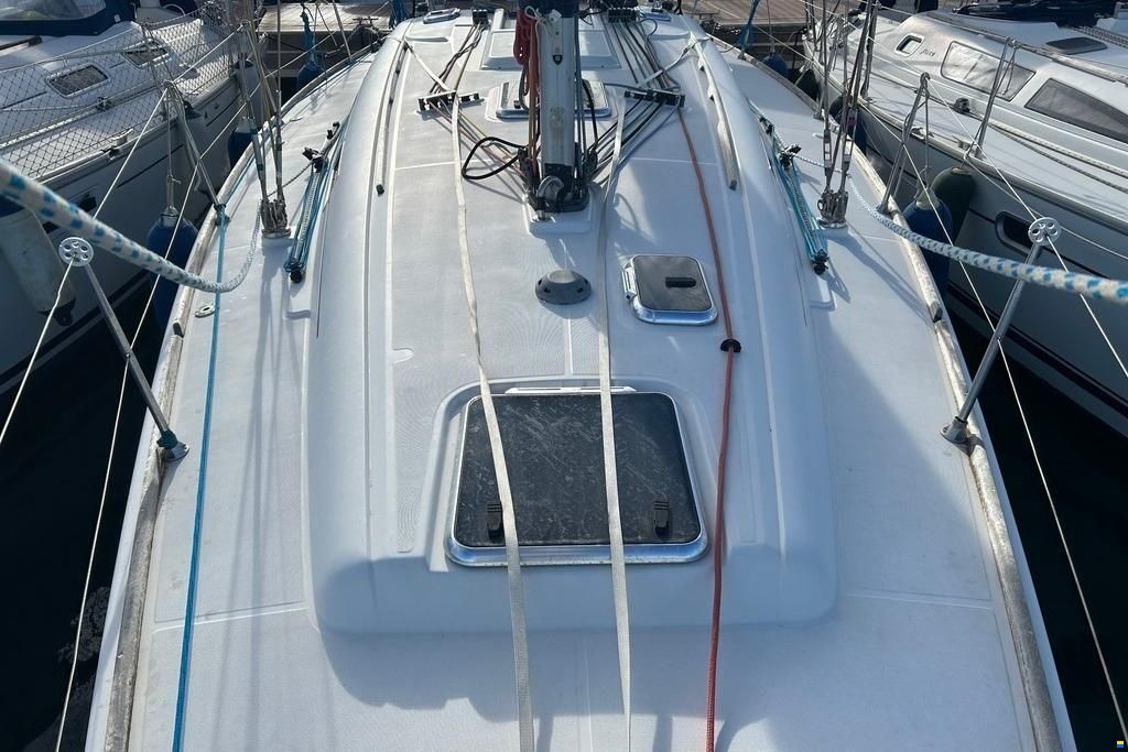Dufour 40 Performance