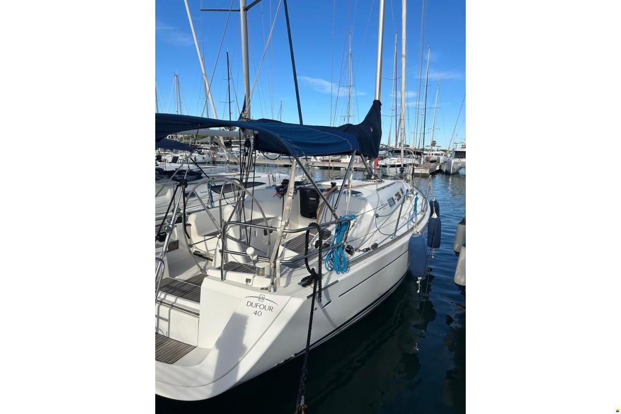 Dufour 40 Performance