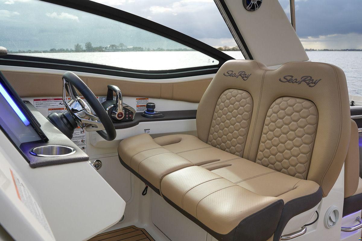 Sea Ray Sundancer 320