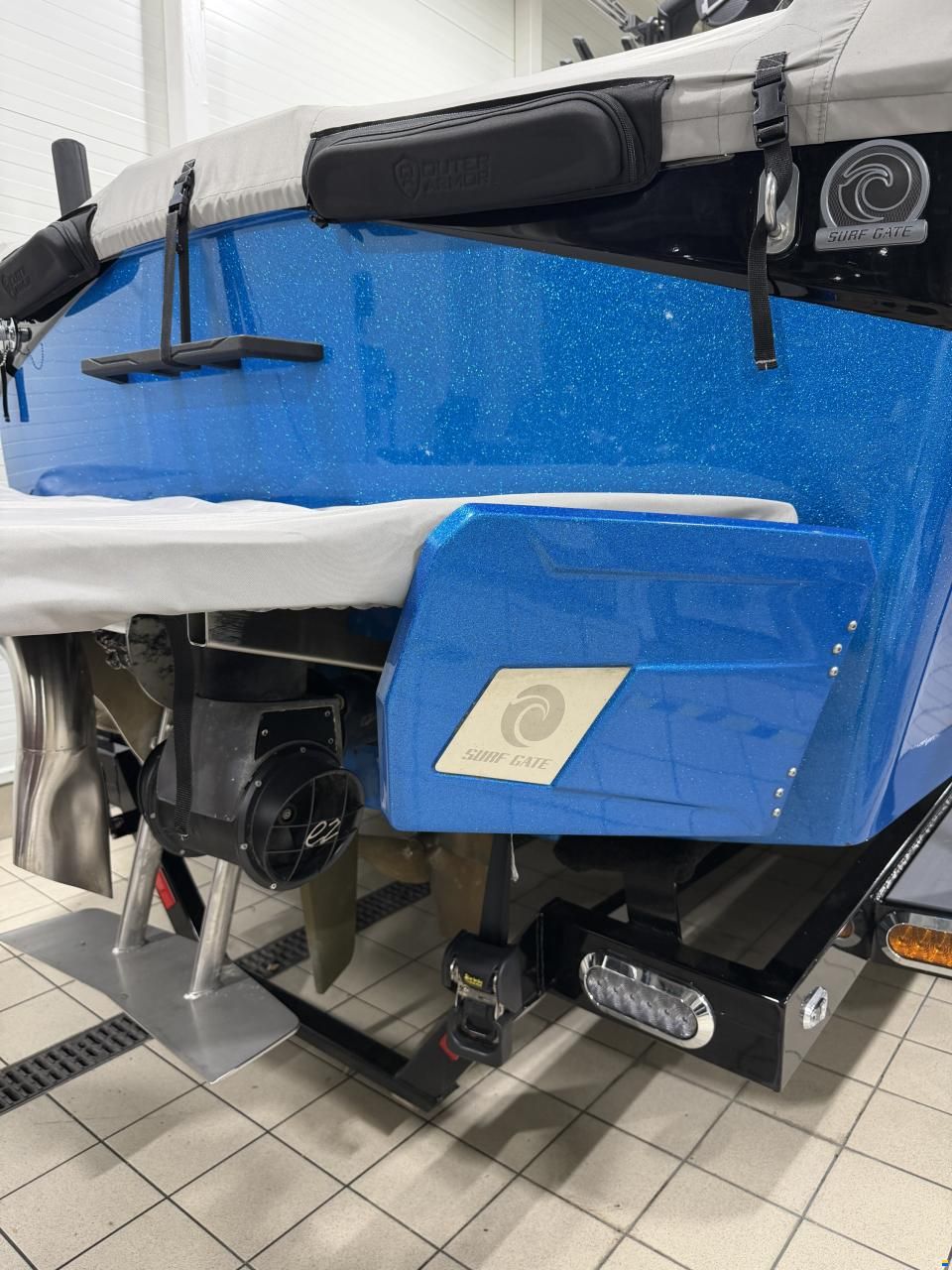 Axis T235