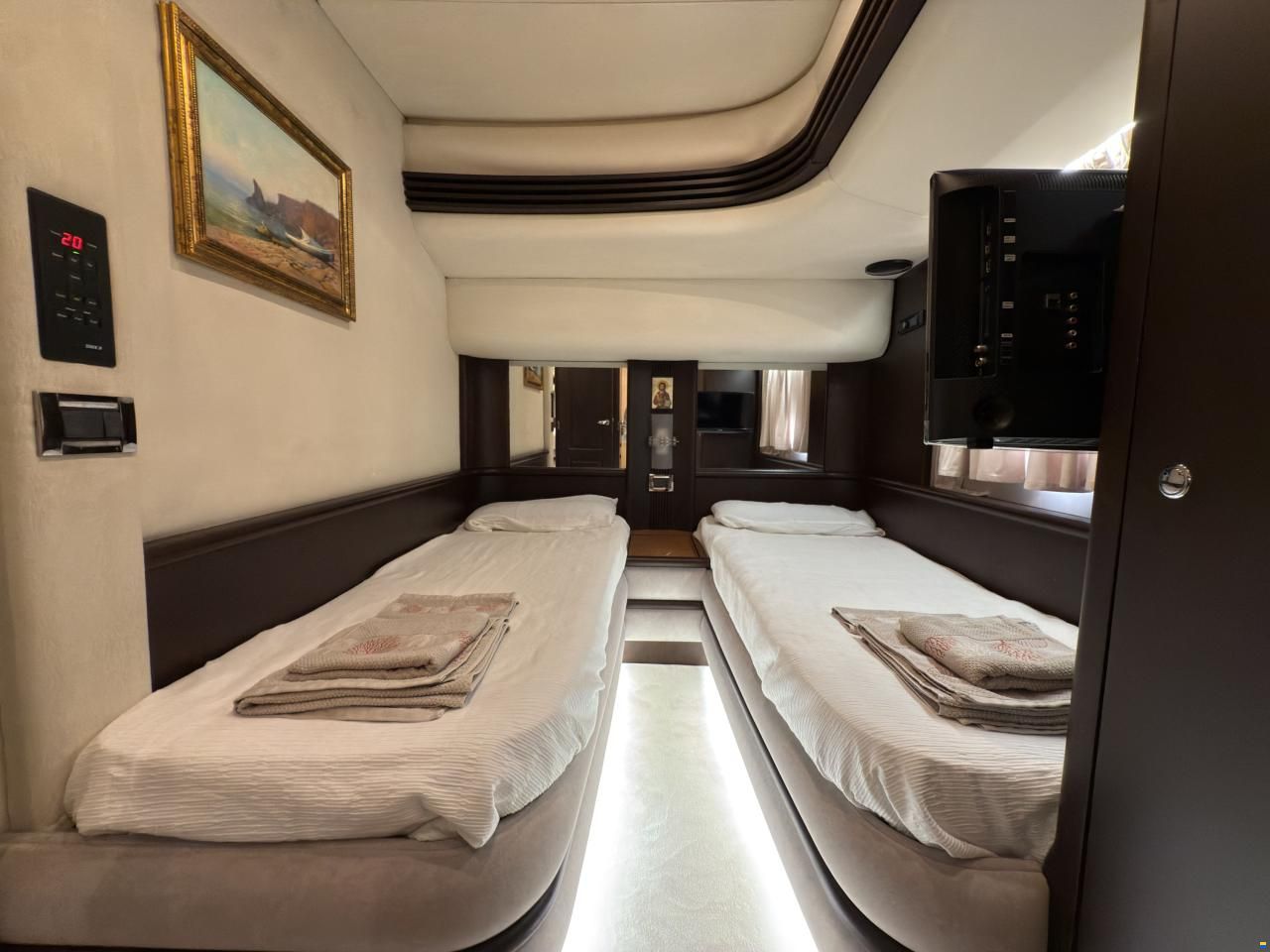 Azimut 68 Plus