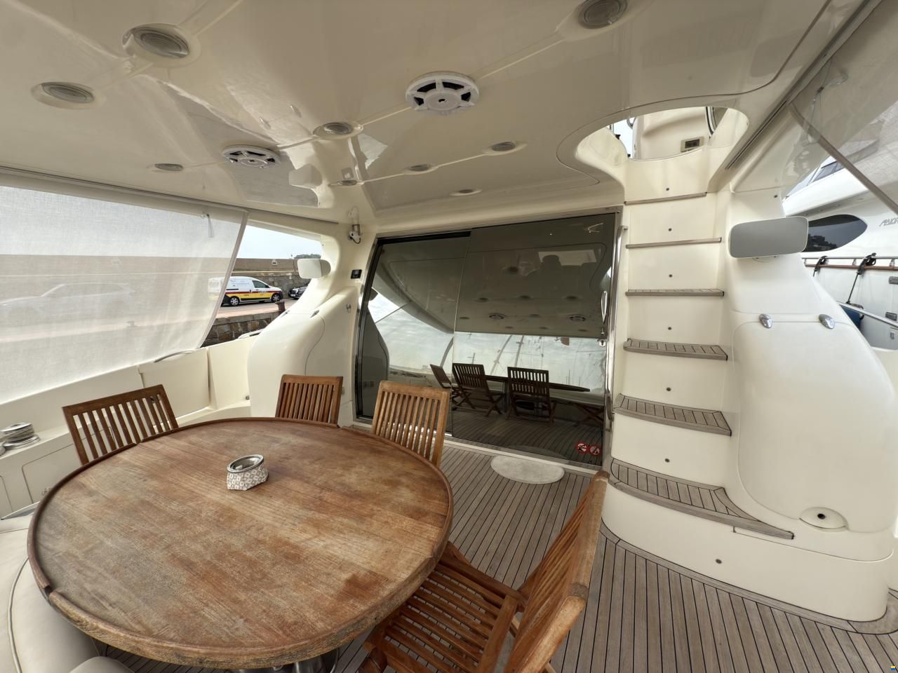 Azimut 68 Plus