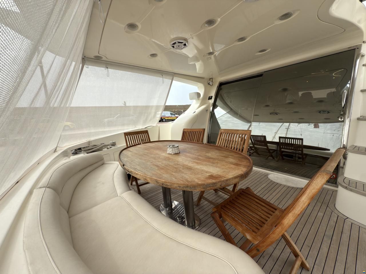 Azimut 68 Plus