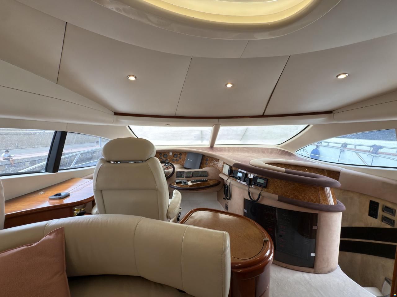Azimut 68 Plus