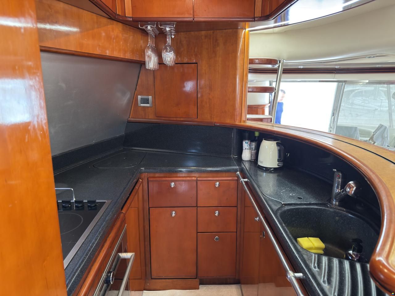 Azimut 68 Plus