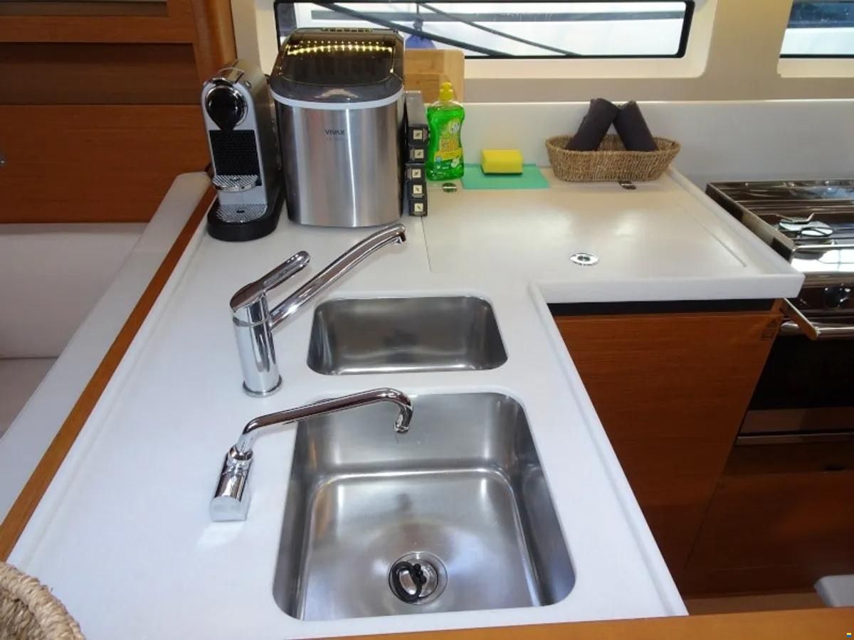 Jeanneau Sun Odyssey 490