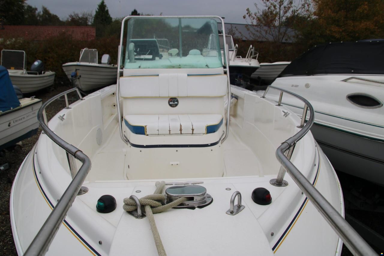 Campion 582 Explorer