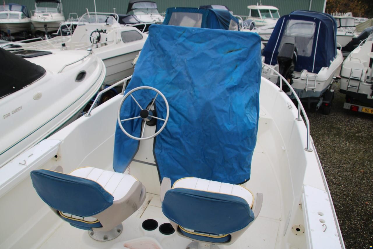 Campion 582 Explorer