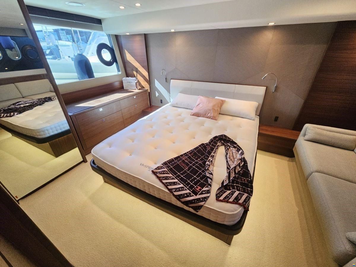 Princess 52