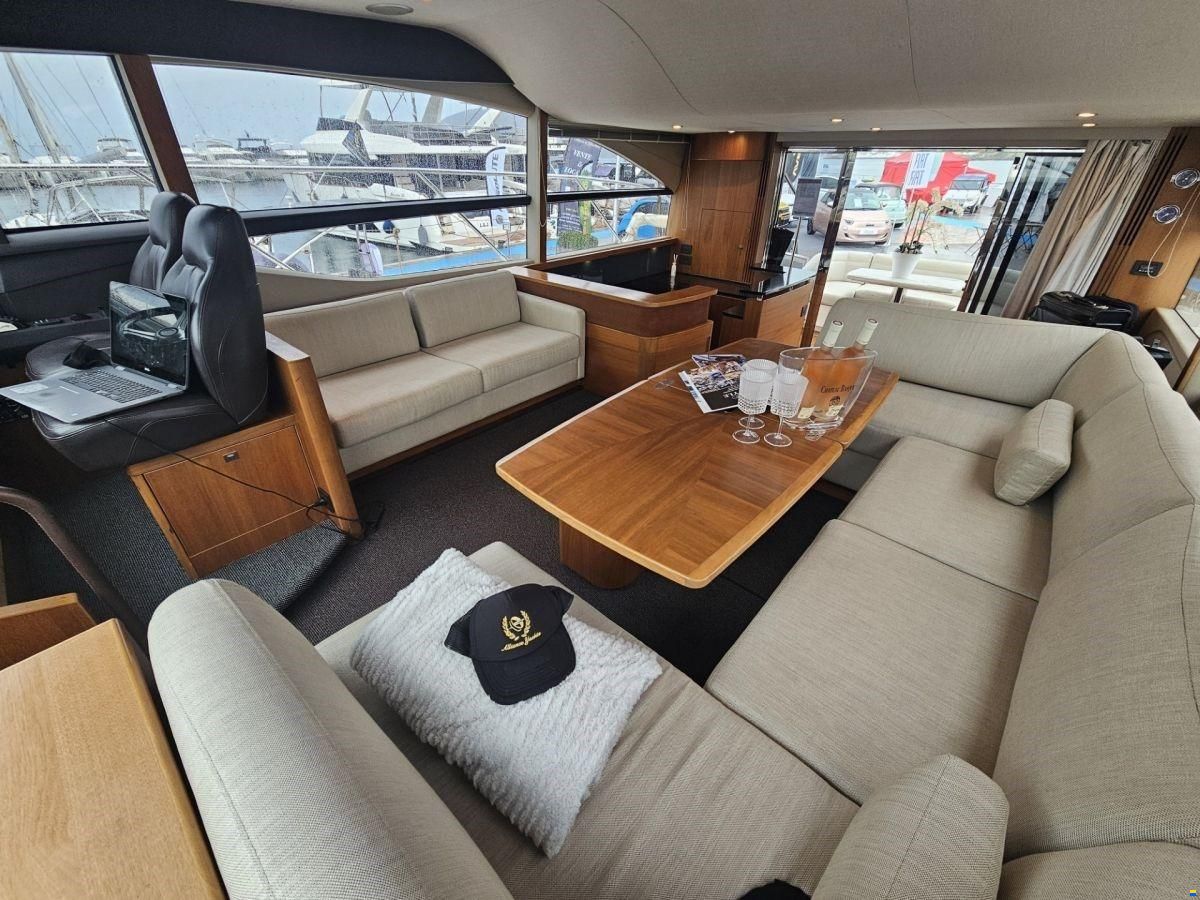 Princess 52