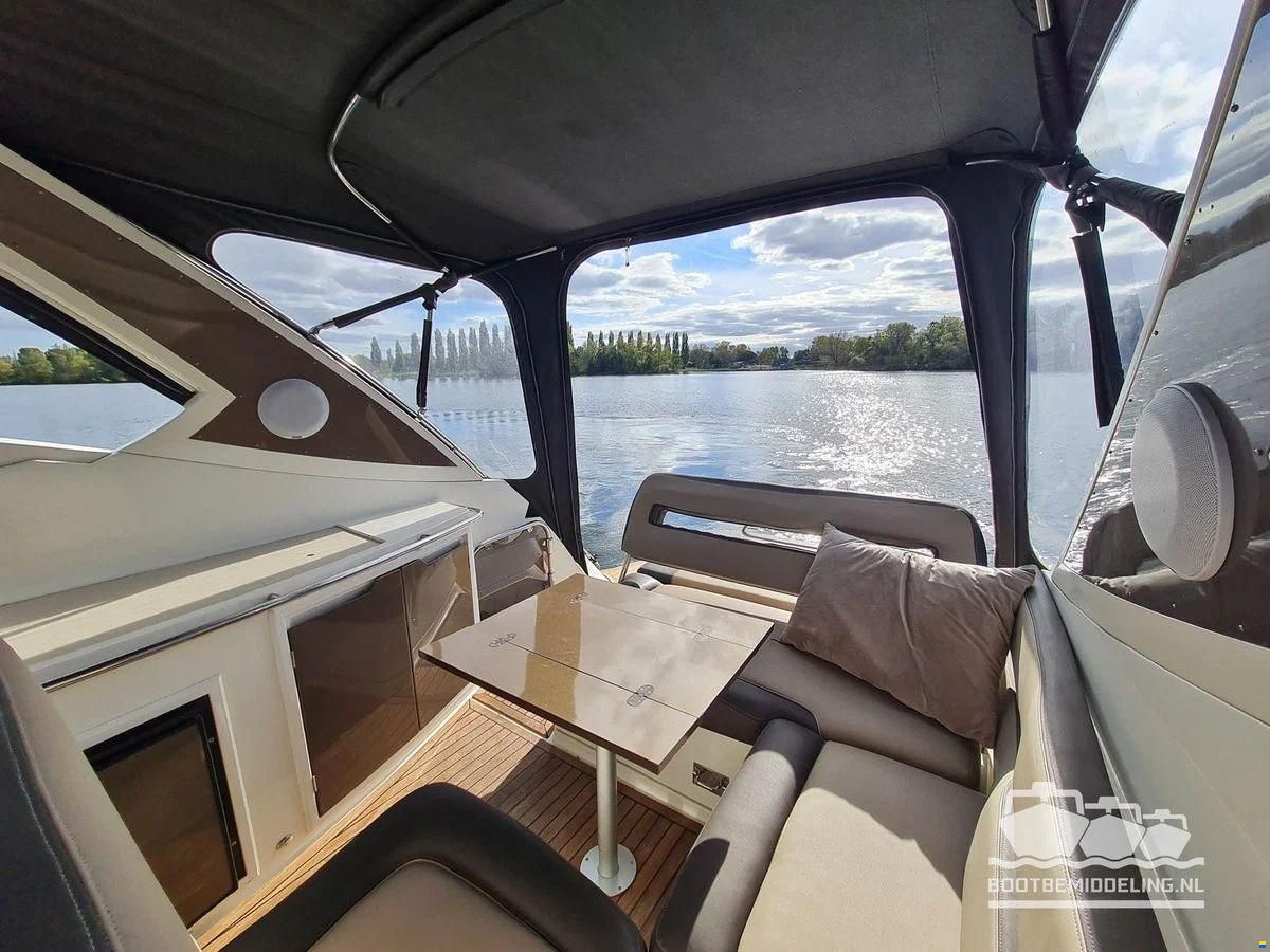 Galeon 325 Open