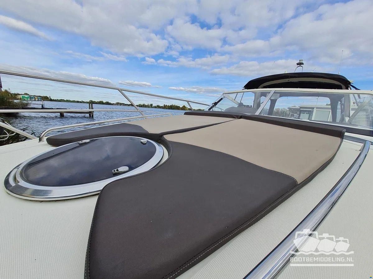 Galeon 325 Open