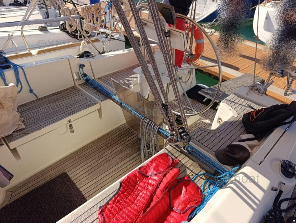 Hanse 371