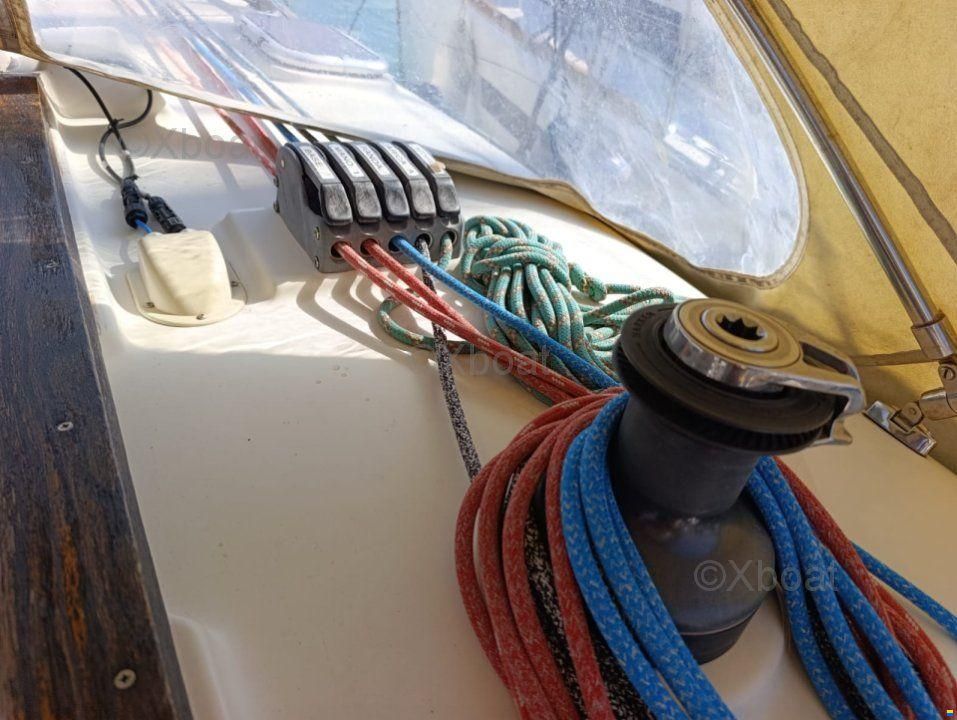 Hanse 371