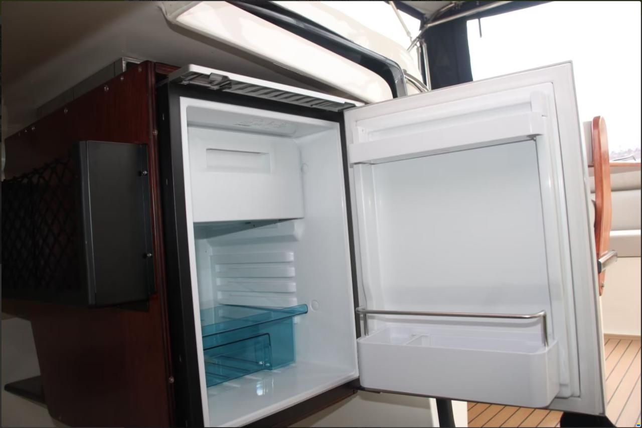 Nadirmarine EOLO 650 Day