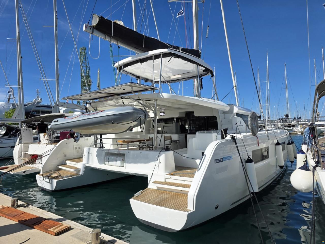 Lagoon 46