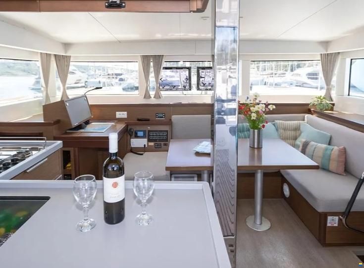 Lagoon 40
