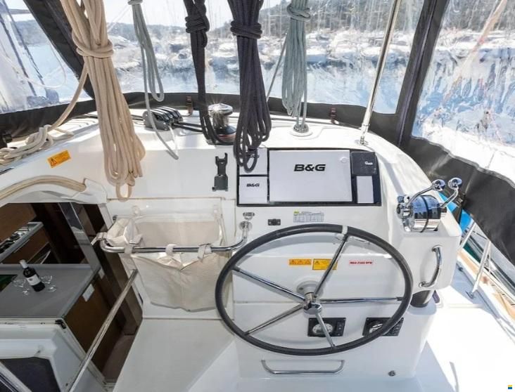 Lagoon 40