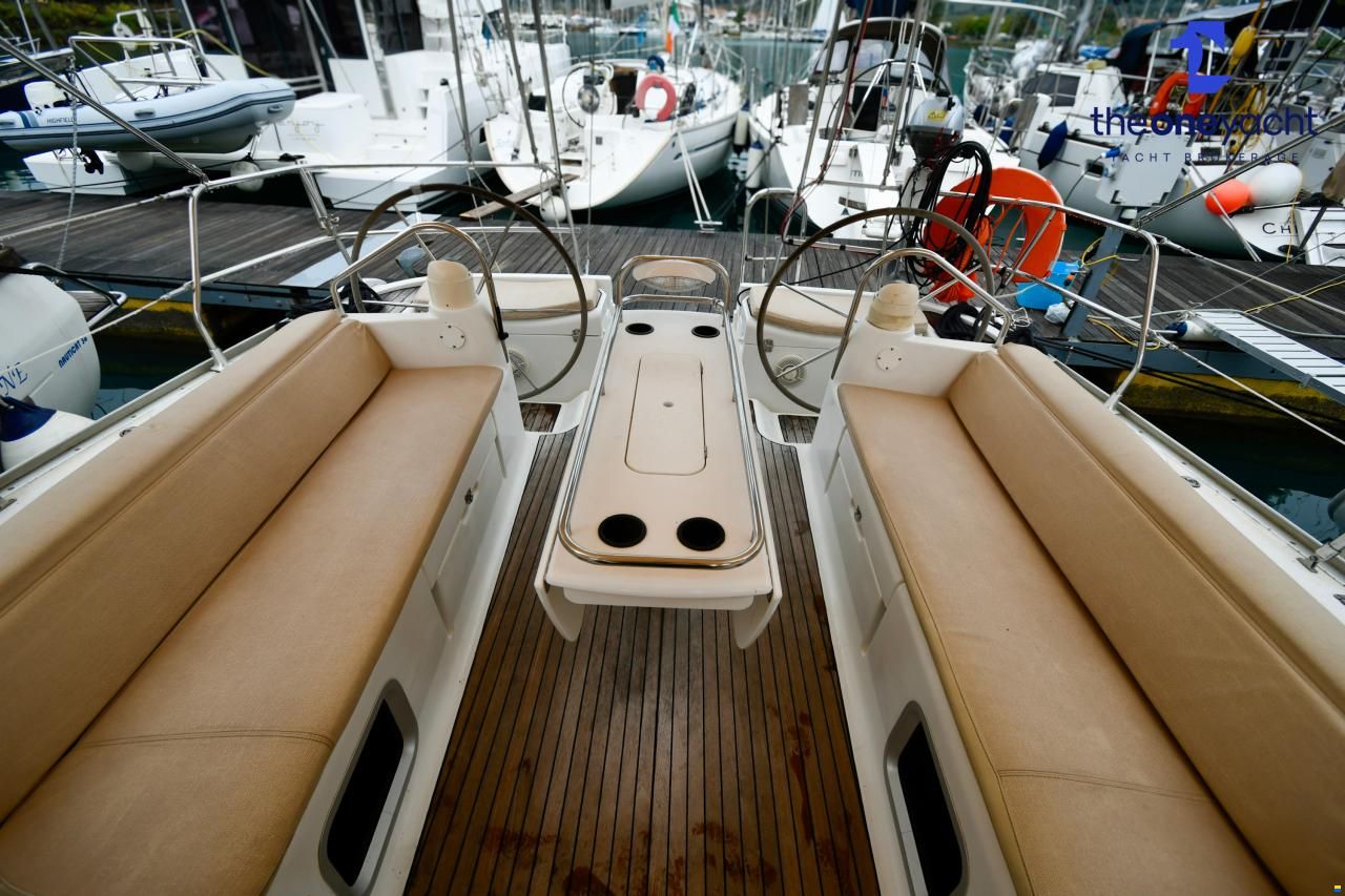 Jeanneau Sun Odyssey 43