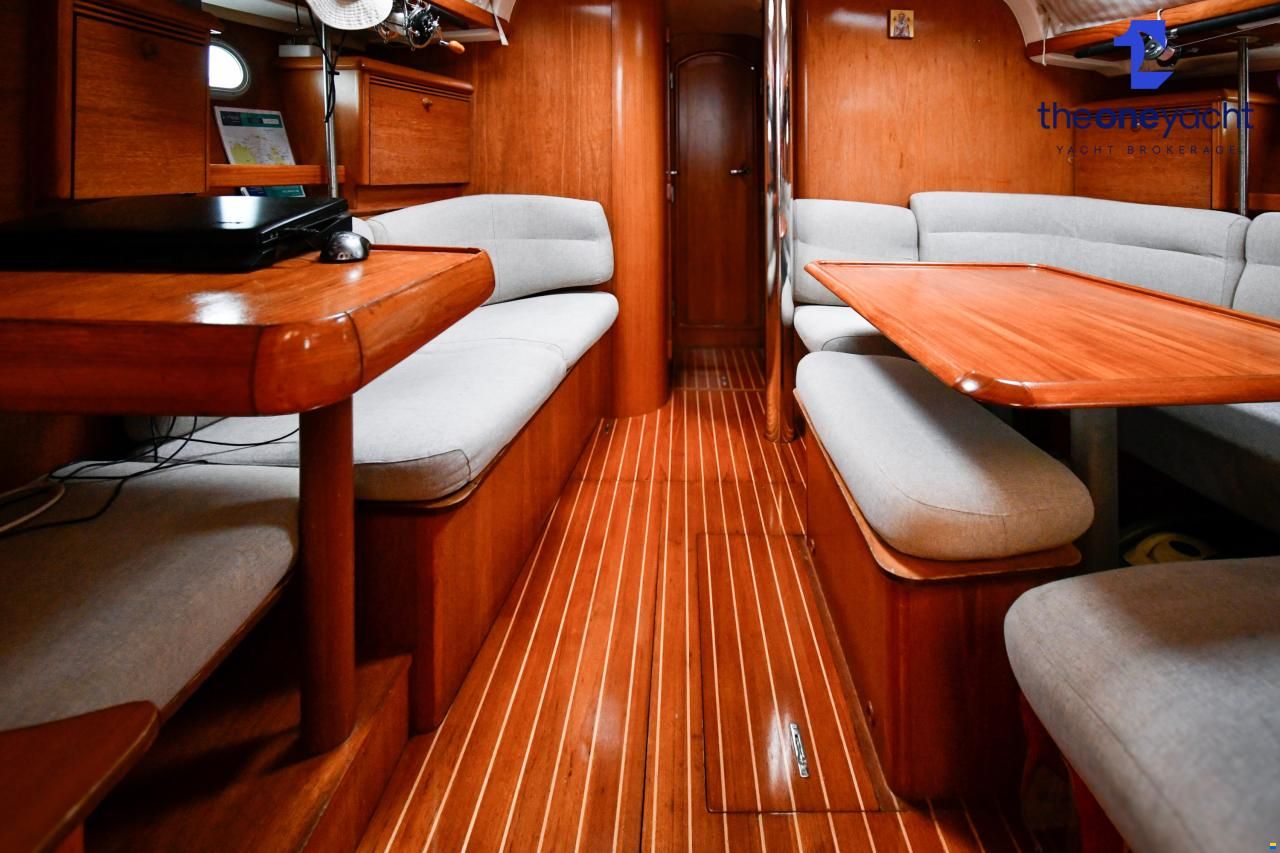 Jeanneau Sun Odyssey 43