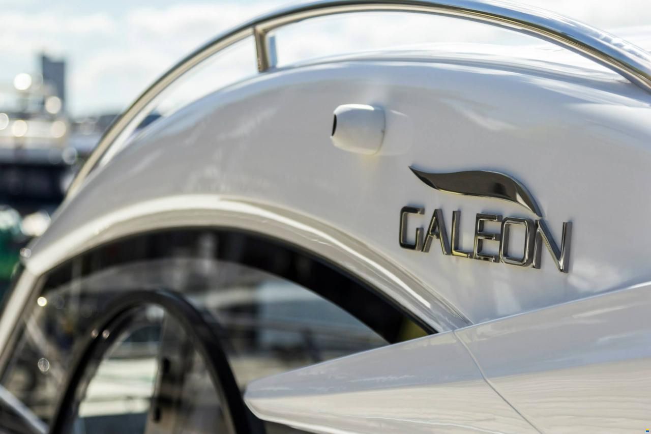 Galeon 305 HTS