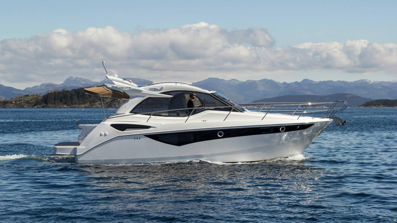 Galeon 305 HTS