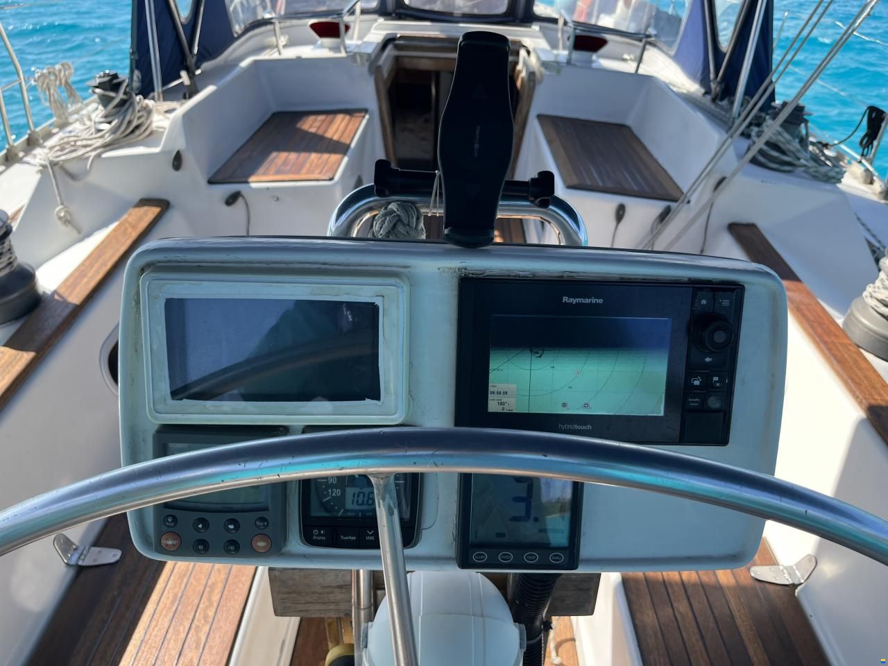 Dromor Triton 48