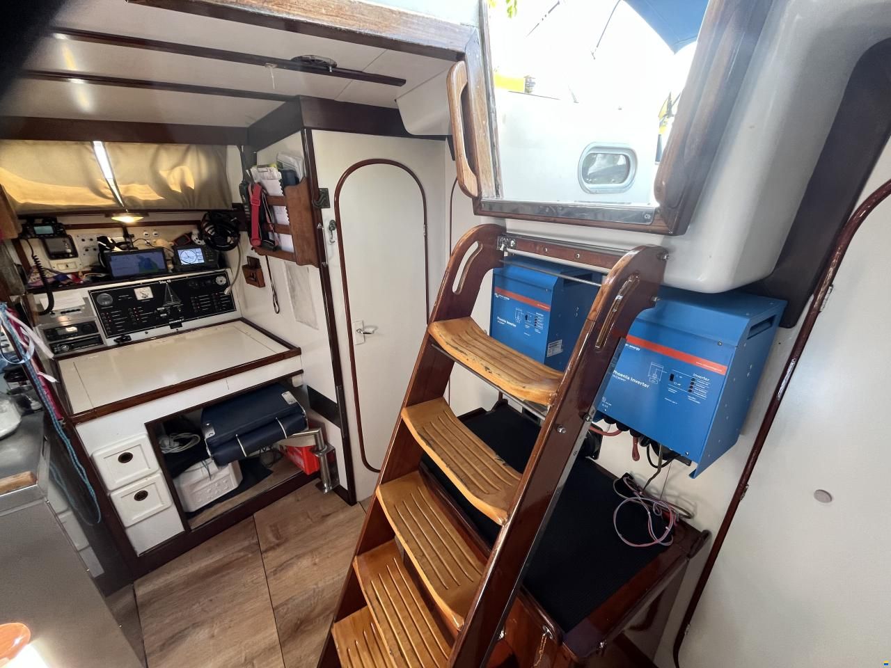 Dromor Triton 48