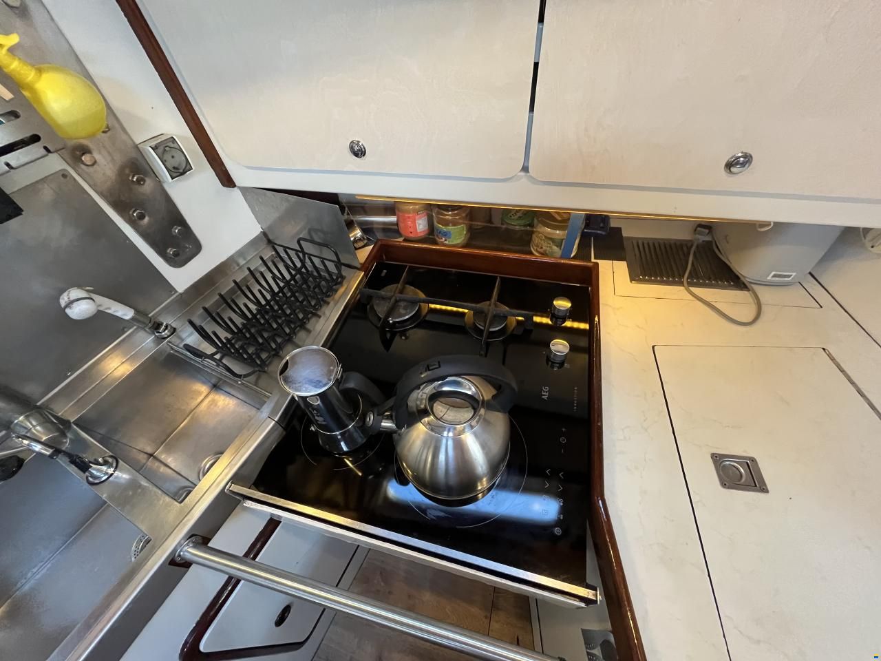Dromor Triton 48