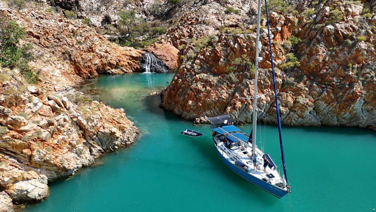 Dromor Triton 48