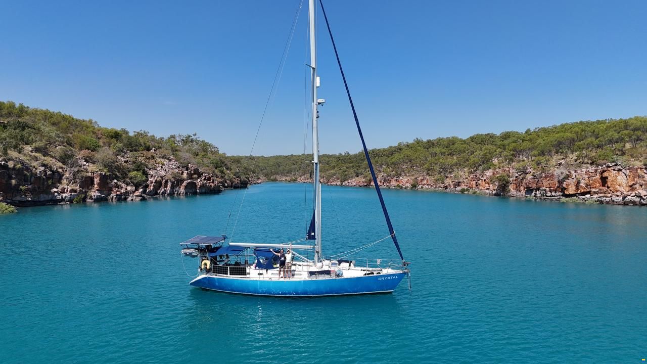Dromor Triton 48
