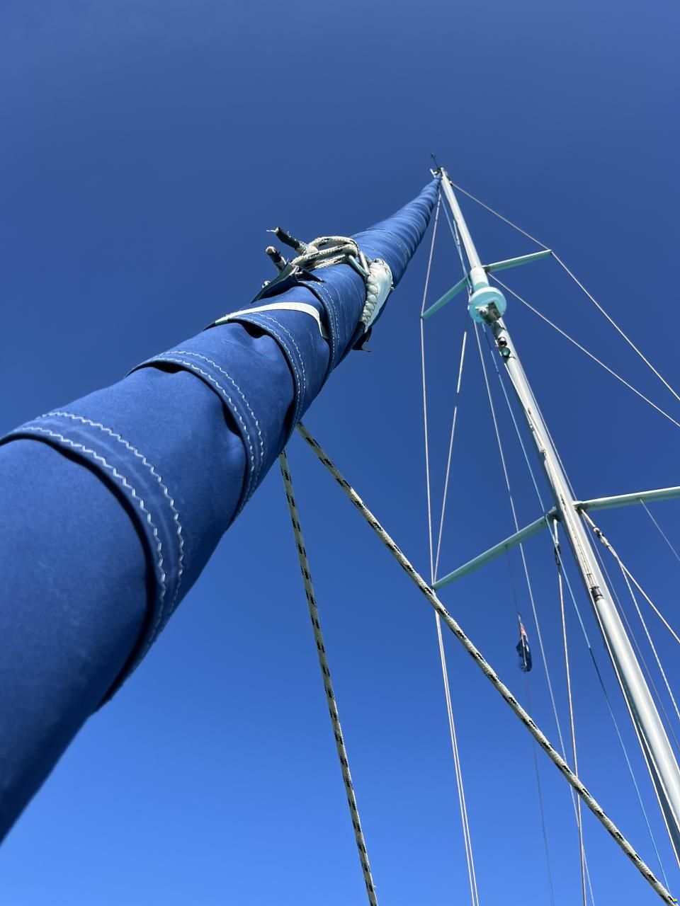 Dromor Triton 48