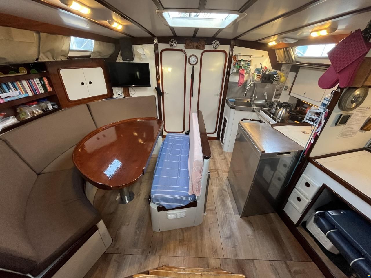 Dromor Triton 48
