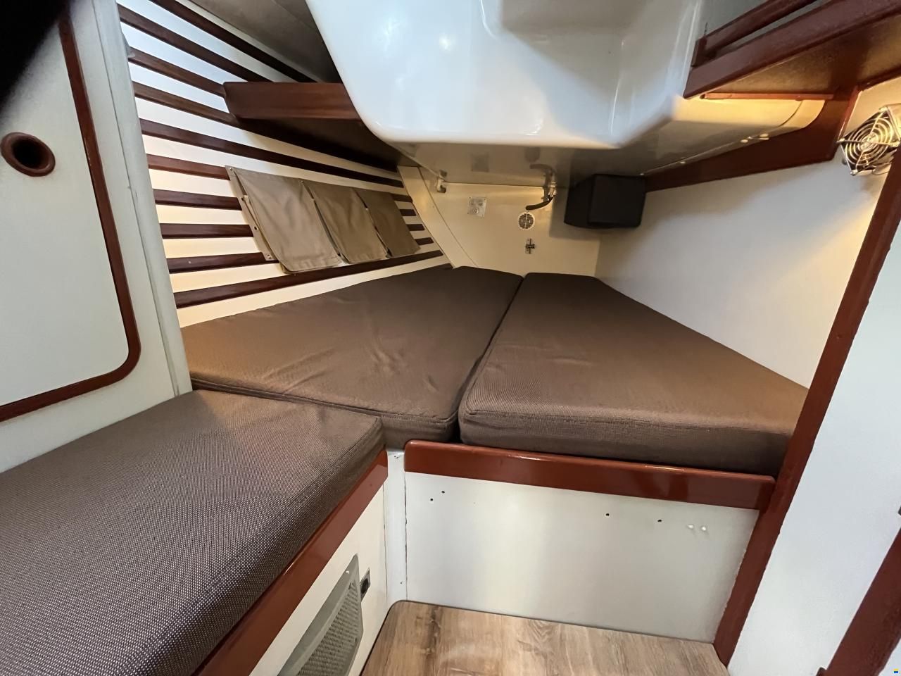 Dromor Triton 48