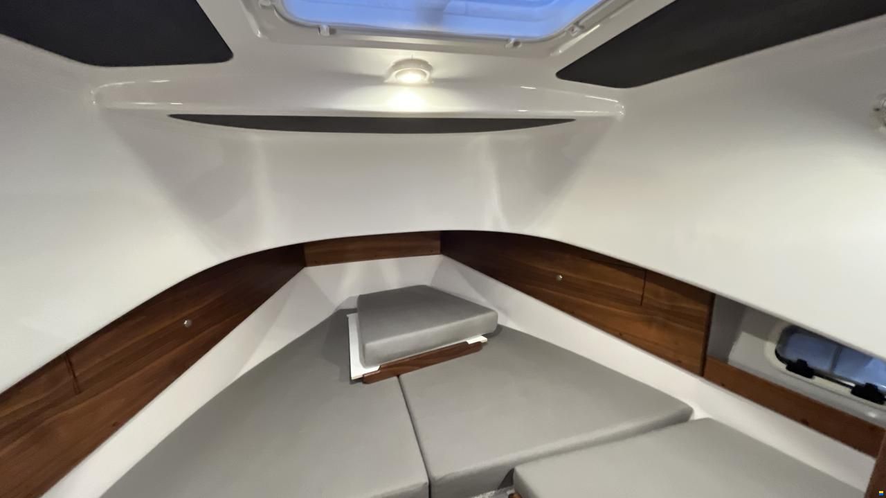 Sargo 31 explorer