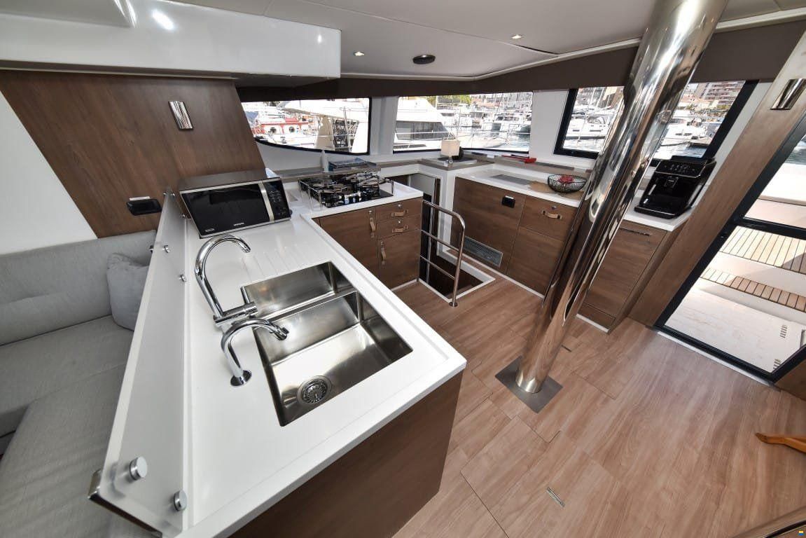 Catana Group Bali 4.6