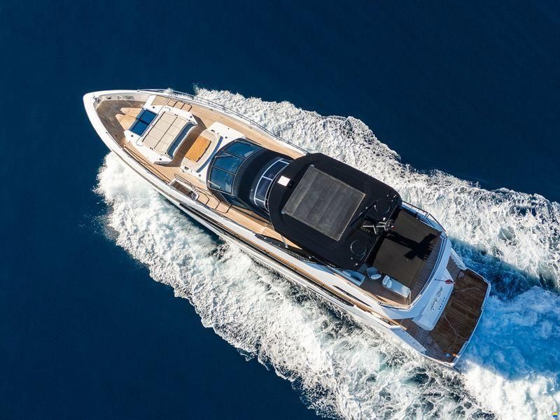 Sunseeker 100 Yacht