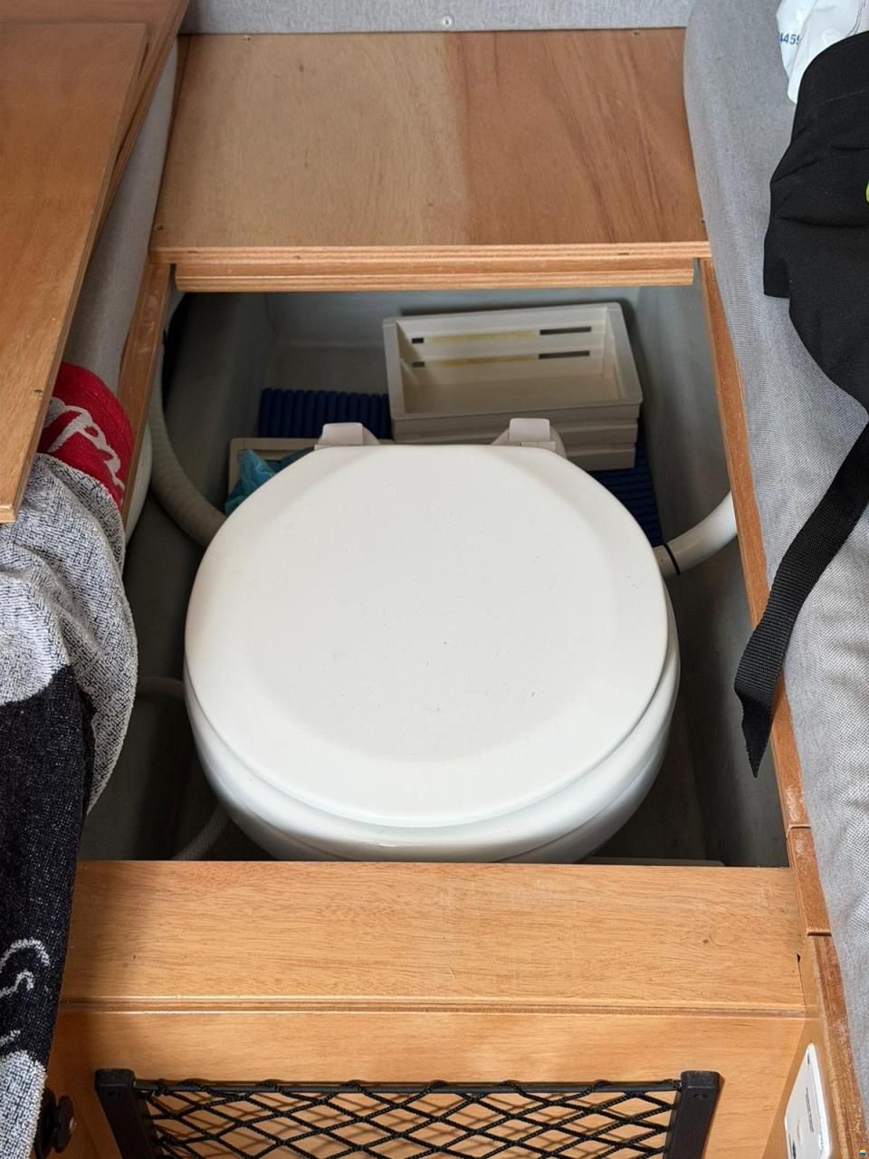 Led 33 DINETTE